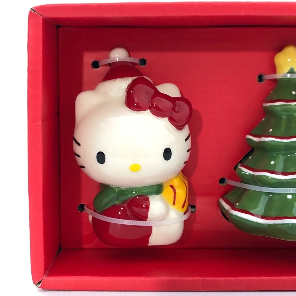Hello Kitty Hand Painted Ceramic Christmas Tree Salt and Pepper Shaker Pair Set
